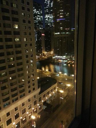 view-thewit-chicago-river