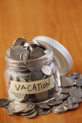 vacation fund tip jar / how to start a travel blog