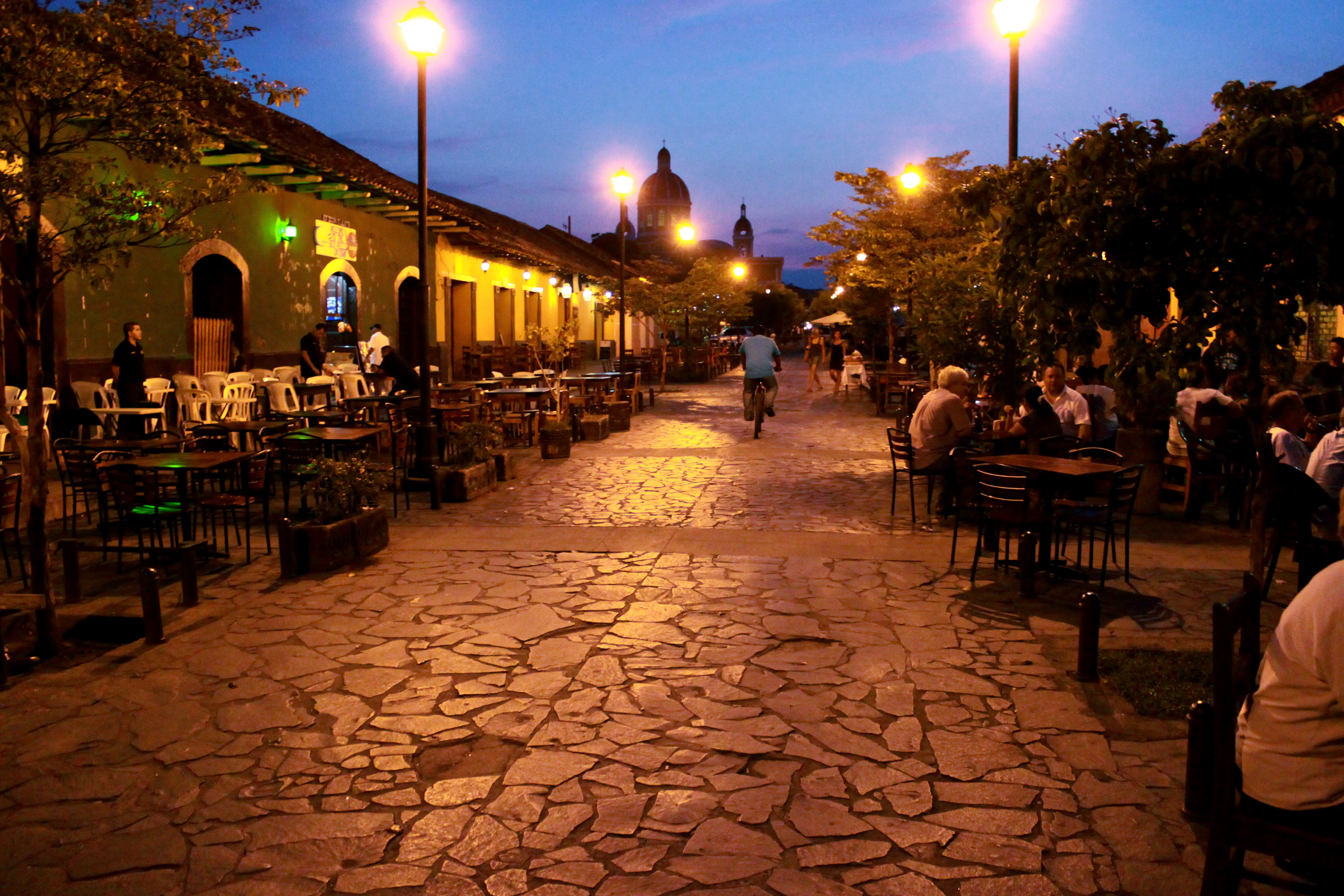 Calle Calzado (the main drag of Granada)