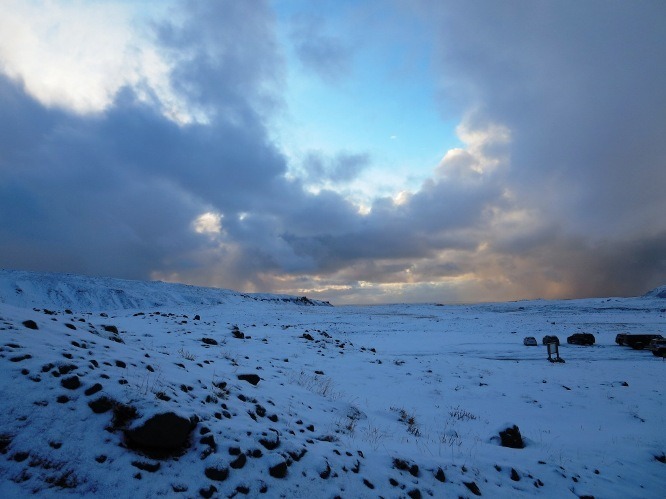 | arcanum ice climbing iceland