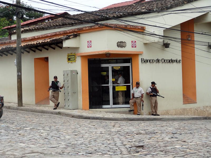 armed guards guatemala