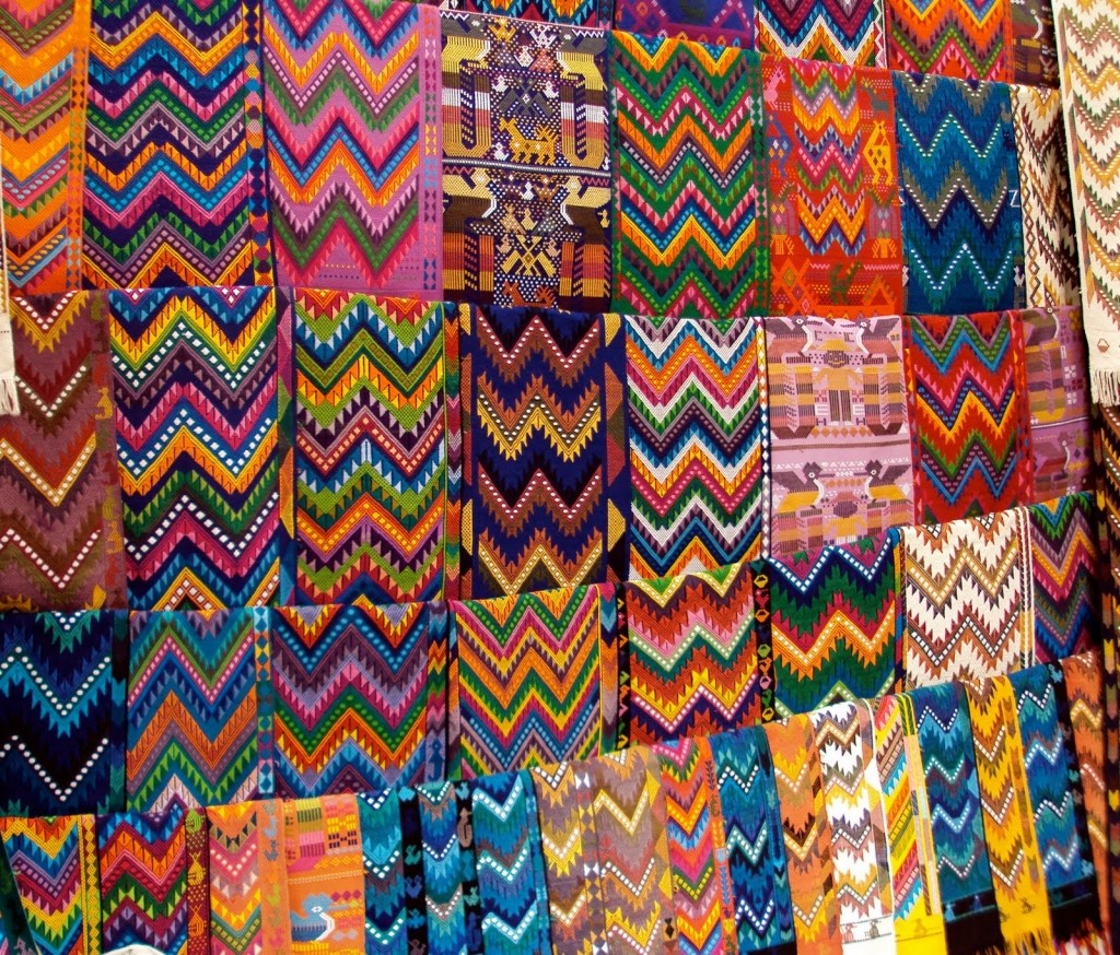 chichicastenango market textiles