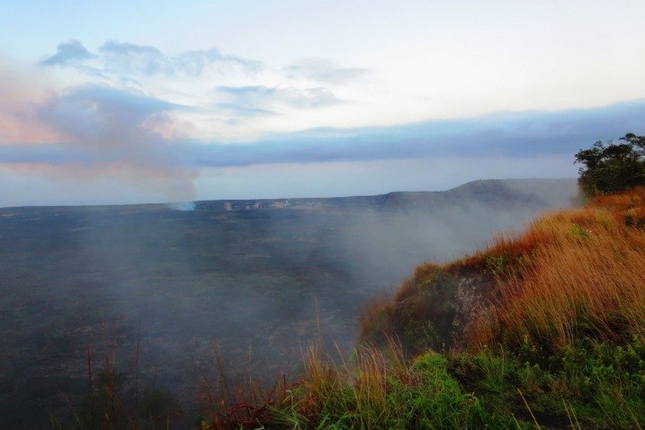 KILAUEA - VOLCANOES NATIONAL PARK THE BIG ISLAND OF HAWAII