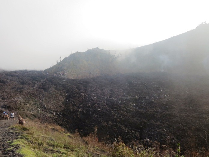 pacaya volcano hike