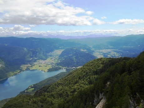 view lake bohinj slovenia