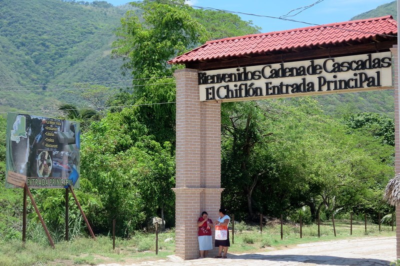 Entrance to Cascadas el Chiflon