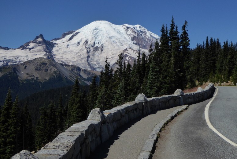 mount rainier road