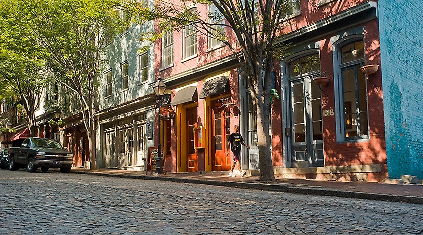 cobblestone streets in shockoe bottom in richmond va