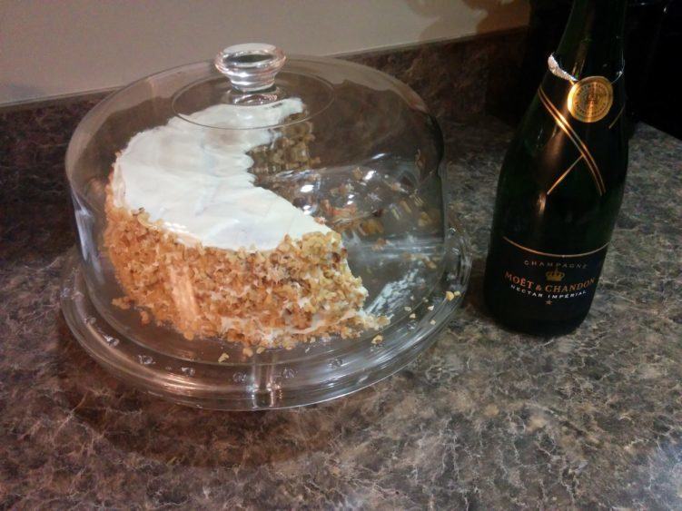 Homemade carrot cake and champagne: a small gesture makes it feel like you're still contributing.