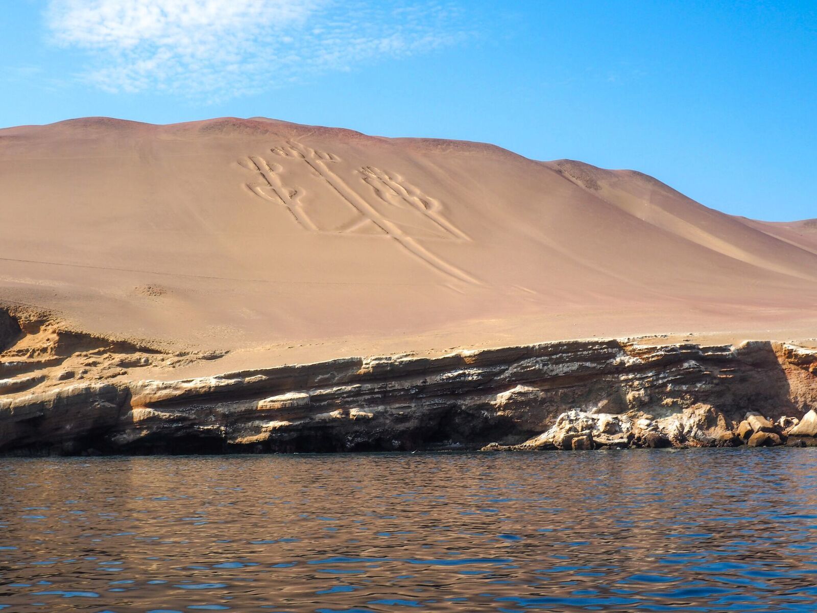 paracas national reserve candelabra