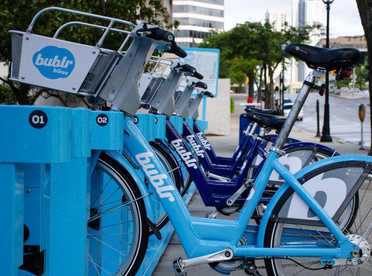 unique things to do in milwaukee bublr bikes (things do milwaukee wisconsin)