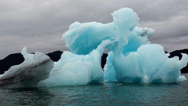 kayaking in alaska - iceberg columbia glacier
