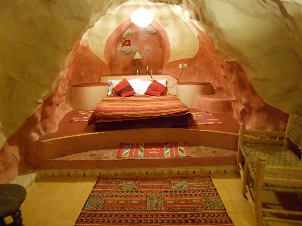 Morocco cave hotel room