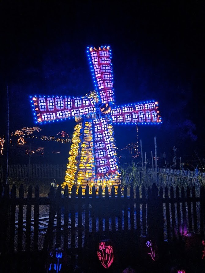 the great jack o lantern blaze windmill