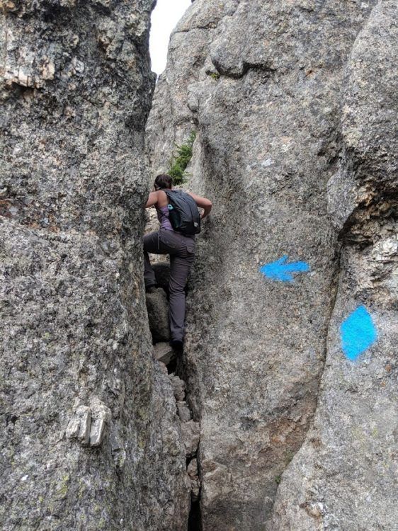 scrambling to little devil's tower