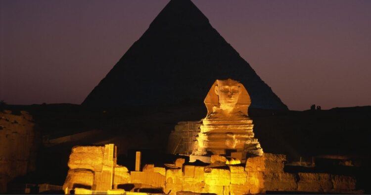 sphinx at night