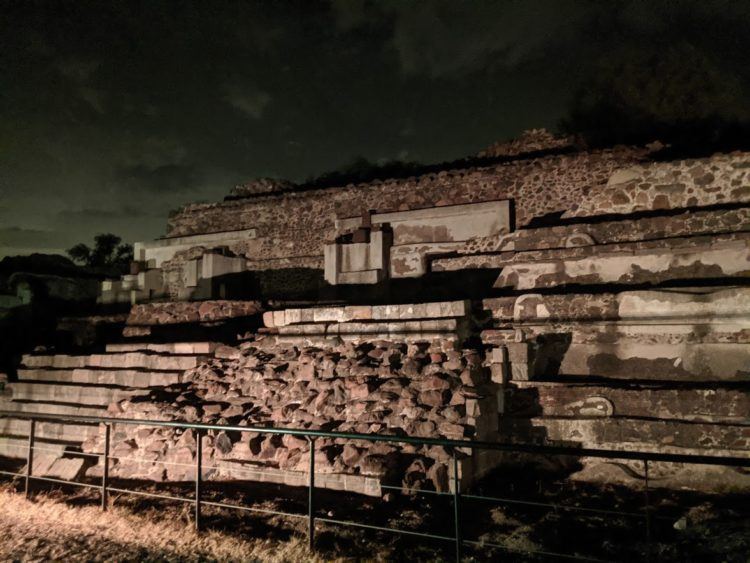 teotihuacan ruins at night