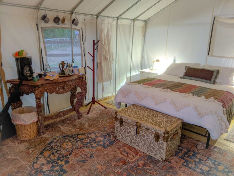 Glamping in Ithaca bed