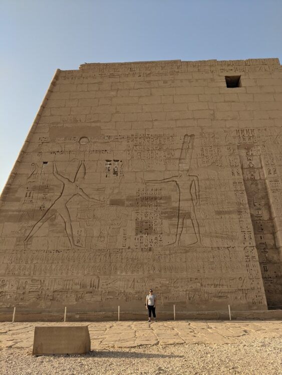 medinet habu temple