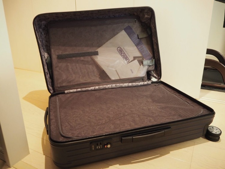 Rimowa Salsa Air: My Luggage Crush + Review