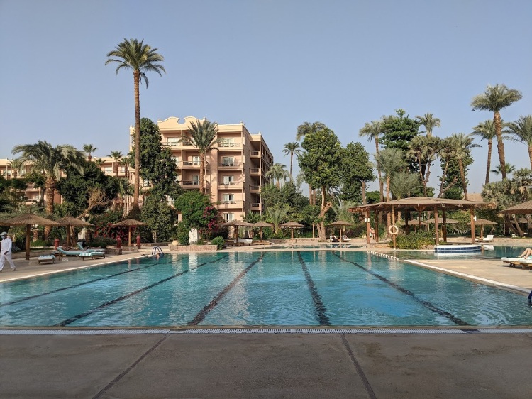 sofitel luxor pool