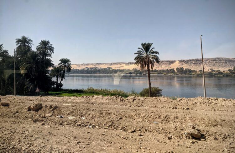 luxor to aswan day trip