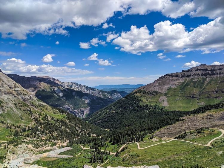 switchbacks on ouray jeep trail to imogene pass