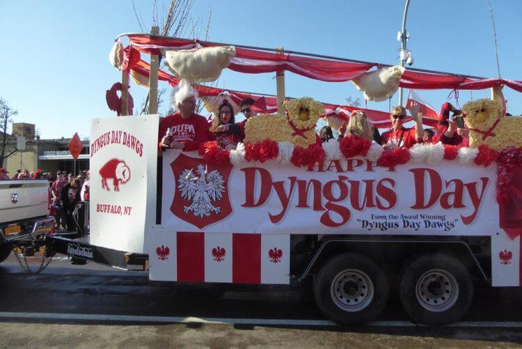 buffalo dyngus day parade float