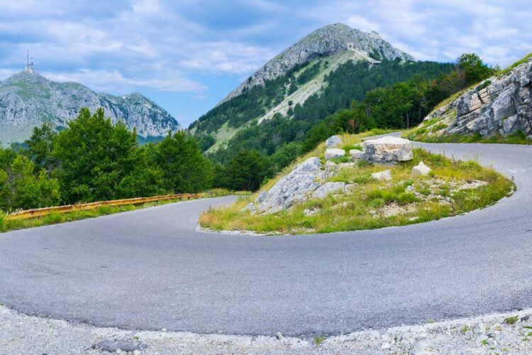 serpentine road to lOvcen national park