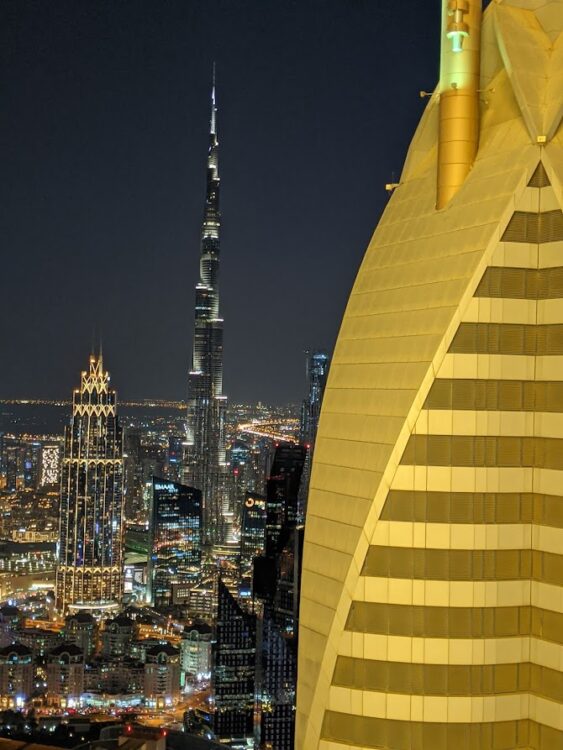 dubai skyline at night